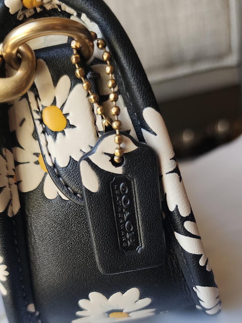 Coach Swinger 20 Bag Floral Print (Black) - Picture 2 of 12